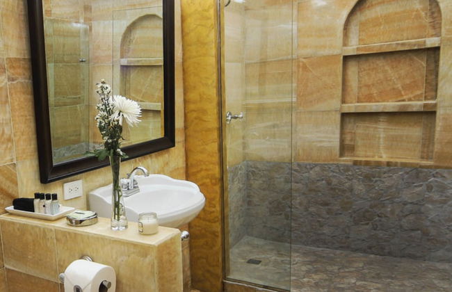 La Isabela Suites - Photo 46