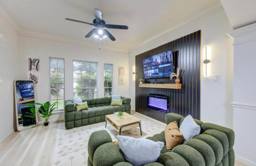 Amazing Getaway Home - 4 Bedrooms 2,5 Baths - West Houston, Katy, Richmond - Huge Pool, Mini-Golf, PingPong, Billards, BBQ, Katy Asian Town, Typhoon Waterpark, King Bed - Foto 20