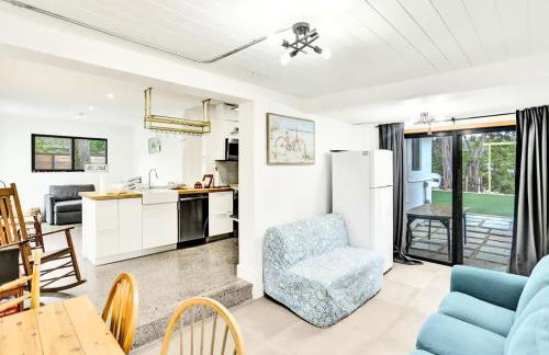 Lakefront Villa with Heated Pool Kayaks and Outdoor Fun - Foto 34