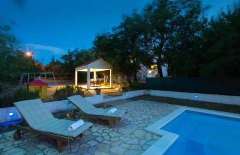 House Runjic w pool large garden and playground - Foto 43