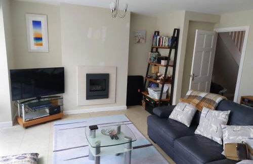 Spacious 3 bed holiday home, New Forest, Milford-on-Sea, close to beach - Photo 6