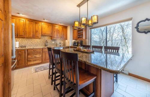 Luxury Seven Springs Condo- 3 Bed & Loft, 3 Bath - Foto 6