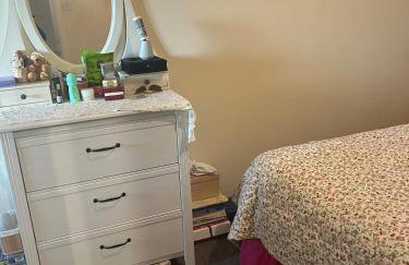 Stylish Home With Full Amenities - Photo 19