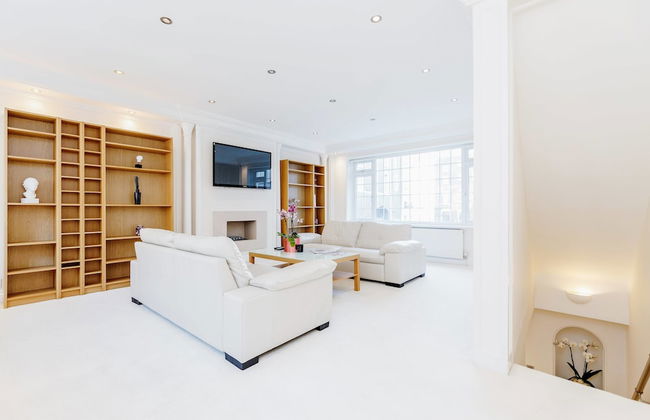 Beautiful House in Heart of Mayfair - Photo 10