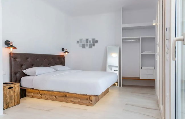 Etesians Suites & Villas - Photo 4