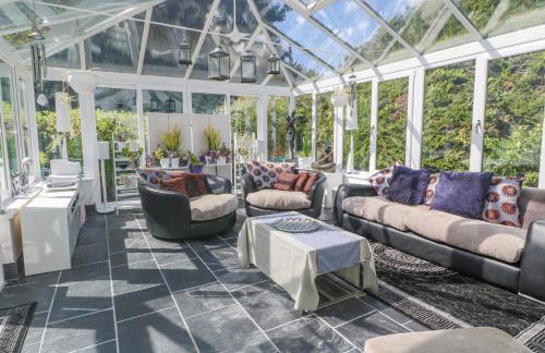 Cornerstone - Photo 7