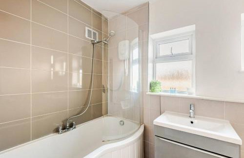 Entire House-Long Stays in Gloucester-Contractors- Families - Foto 5