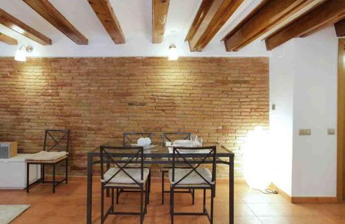 Apartamento Céntrico en Edificio Histórico con Encanto para Familias, Hasta 5 Personas - ES-341-1 - Foto 5