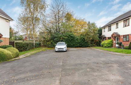 Luxurious 2-Bed Home Near NEC, BHX Airport & JLR Ideal for Contractors or Lesiure Stays Long term stay available - Foto 12