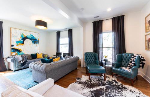 Bourbon Suites -Foodies -Bourbon -2 Living Rooms - Foto 32