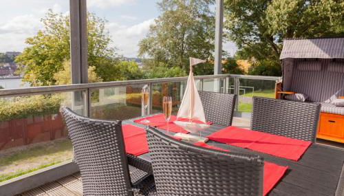 Stadtvilla mit Hafenpanorama - Photo 2