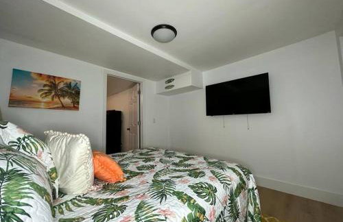 Sleeps 3, Casa Tropical in Miami - Foto 4