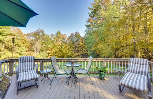 Tranquil 3 BR Stockbridge House with Private Deck! - Foto 2
