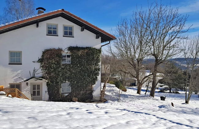 Tranquil Garden Apartment - Photo 27