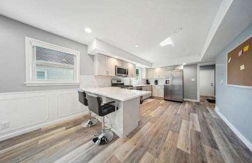 Charming Erie Home about 2 Mi to Downtown Delights! - Foto 2