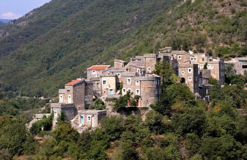 Cassa di Loggia stunning medieval setting - Photo 23