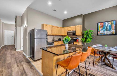 The Playhouse Suites 1BD | Parking | Downtown - Foto 3