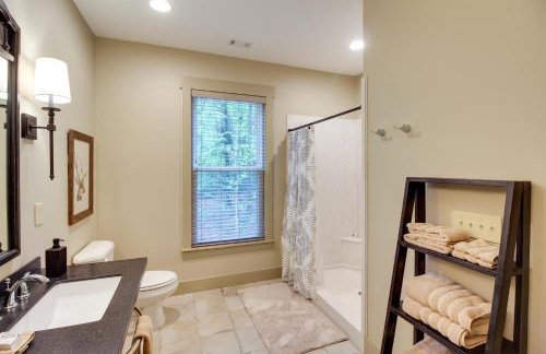 Spacious Midway Cottage with Porches, Near Hunting! - Foto 16