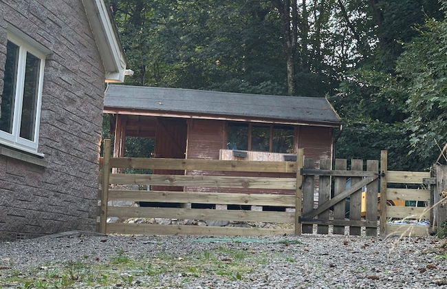 Country Cottage Sleeps 6 w/ Hot Tub & Dog-friendly - Foto 42