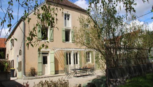 Boutique Holiday Home in Bouix With Garden - Foto 2