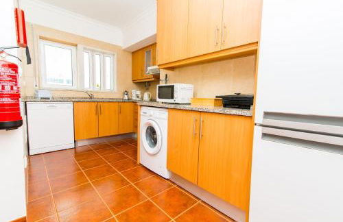 Santa Luzia Residence by Algartur - 5 mins Downtown - AC - Pool - Wi-Fi - Smart TV - Foto 13