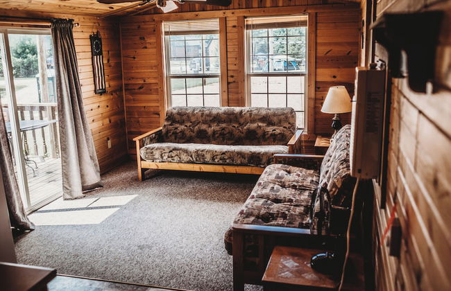 Edge-O-Dells Resort - 21 and Older - Photo 20