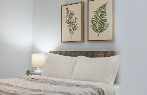 Lawrenceville Central !5 Spacious and Quiet Three Bedroom Apartment with Free Street Parking - Foto 14