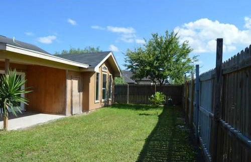 Minutes to Shopping, Dining and Fun Family Stay - Sleeps 6 - Foto 26