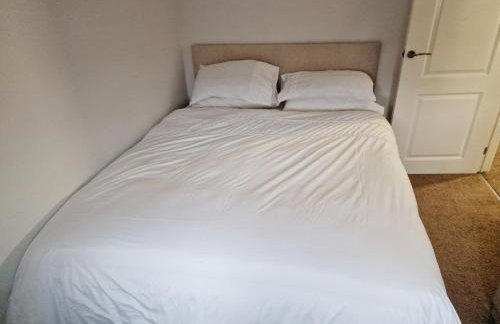 Well Furnished 3 Bedroom House in a cosy estate in Bolton - Foto 6