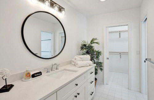 Villa Sunset - Stunning Villa at Deerfield Beach - Photo 4