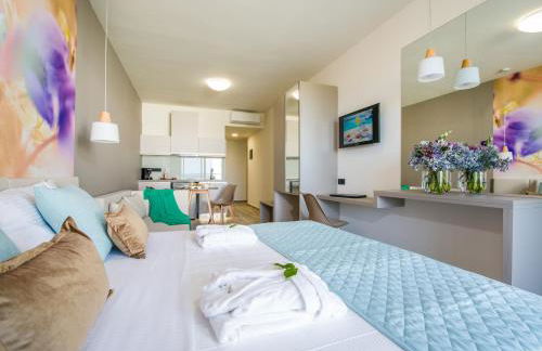 Incognito Creta Luxury Suites and More - Photo 49