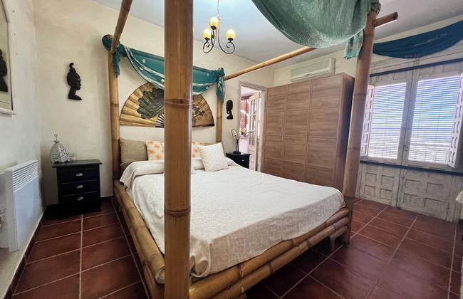 Cd-2102 · Three Bedroom Townhouse - Photo 5