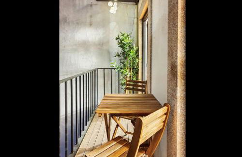 Great Flat & View in Historic Porto by LovelyStay - Photo 6