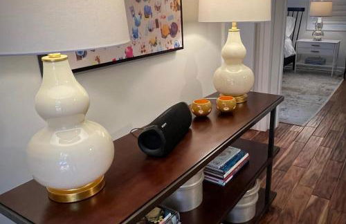 The Sharlene-Hot tub Fenced yard Steps to Douglas - Foto 5