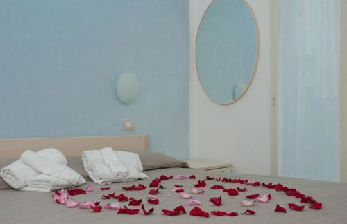 Residence Art - Photo 7