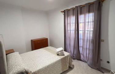 Große Terrasse mit Esstisch, Markise. Einfach - Foto 3