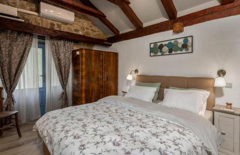 Cozy Home In Veli Dol With Jacuzzi - Foto 18