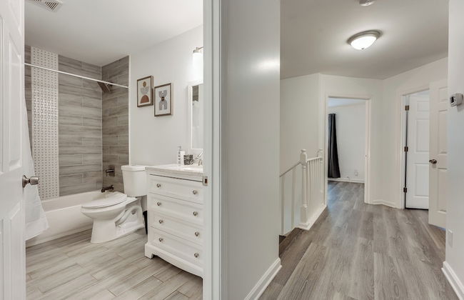 Elegant Atlanta Home - Self Check-in - Foto 31