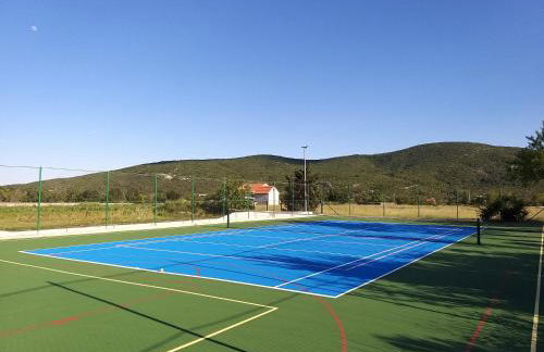 Villa Almas with swimming pool, tennis court, sauna, gym, grill house - Foto 19