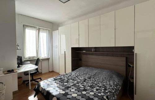 The Sunflower Apartment - Photo 4