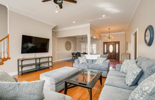 Lake Hartwell Getaway with Private Dock and Fire Pit! - Foto 5