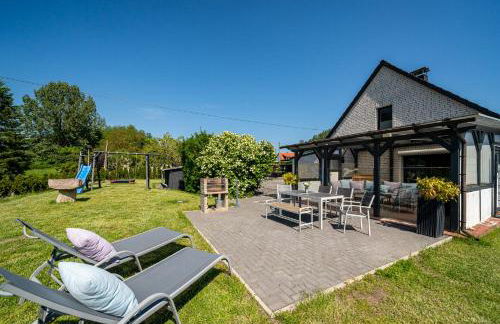 Ferienhaus Landlust - Erholung mit Fasssauna und Whirlpool nahe Binz! - Foto 1