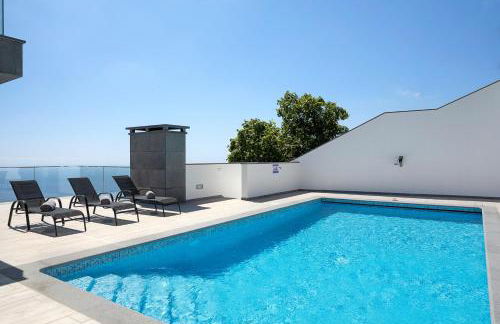 SKYFALL VILLA - Photo 6