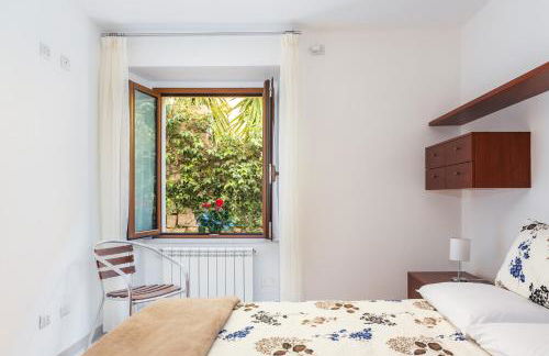 Spacious 3-Bedroom Apartment with Courtyard in Tempio Pausania - Perfect for Families - Foto 30
