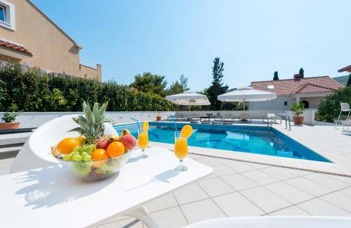 Deluxe Apartment Paula with private Pool and Sauna - Foto 2