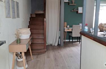 Jolie maison de ville avec un extérieur au calme - Les Dragons de la Chamoiserie NIORT - Foto 8