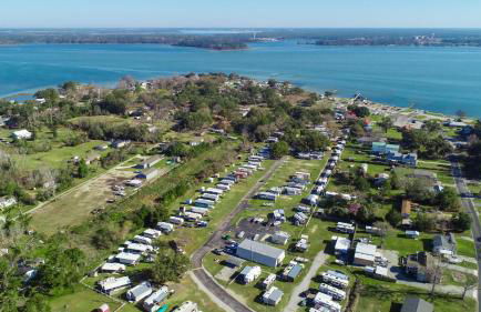 Model Home near Camp Lejeune with Water View - Foto 79