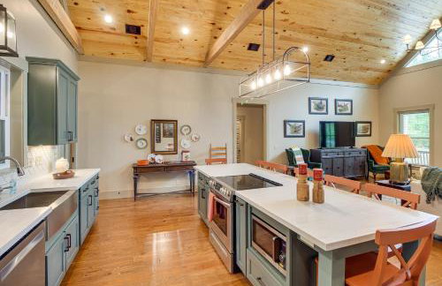 Spacious Midway Cottage with Porches, Near Hunting! - Foto 9