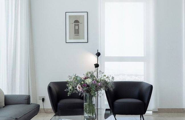 Central Park Residence - Photo 10