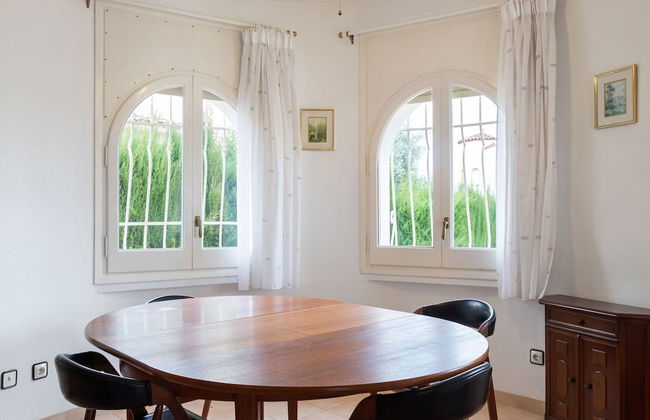 Peaceful Holiday Home in Sant Pere Pescador With Swimming Pool - Foto 32